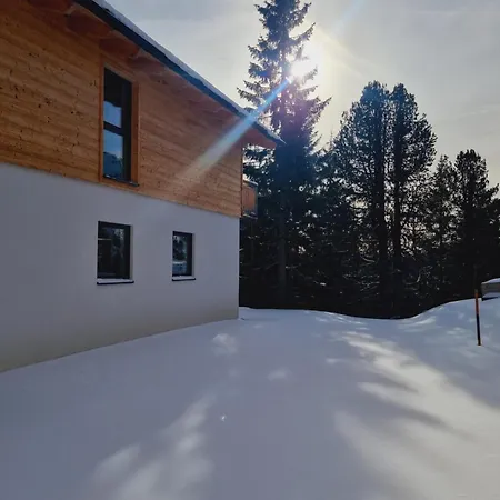 Dağ evi Gruensee Mit Hotpot Und Sauna 